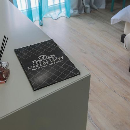 "L'Art De Vivre" Resort Korça Exteriör bild