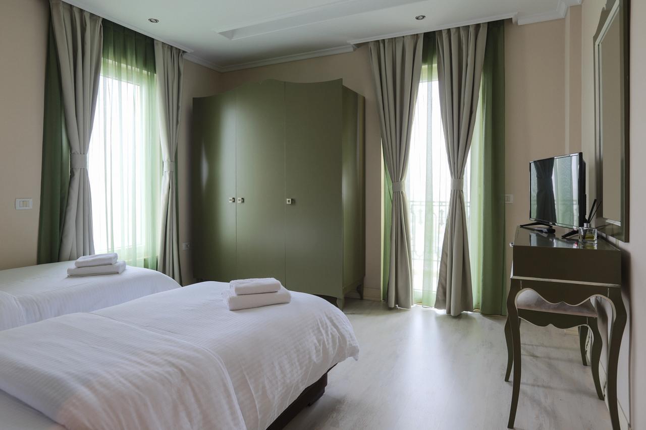 "L'Art De Vivre" Resort Korça Exteriör bild