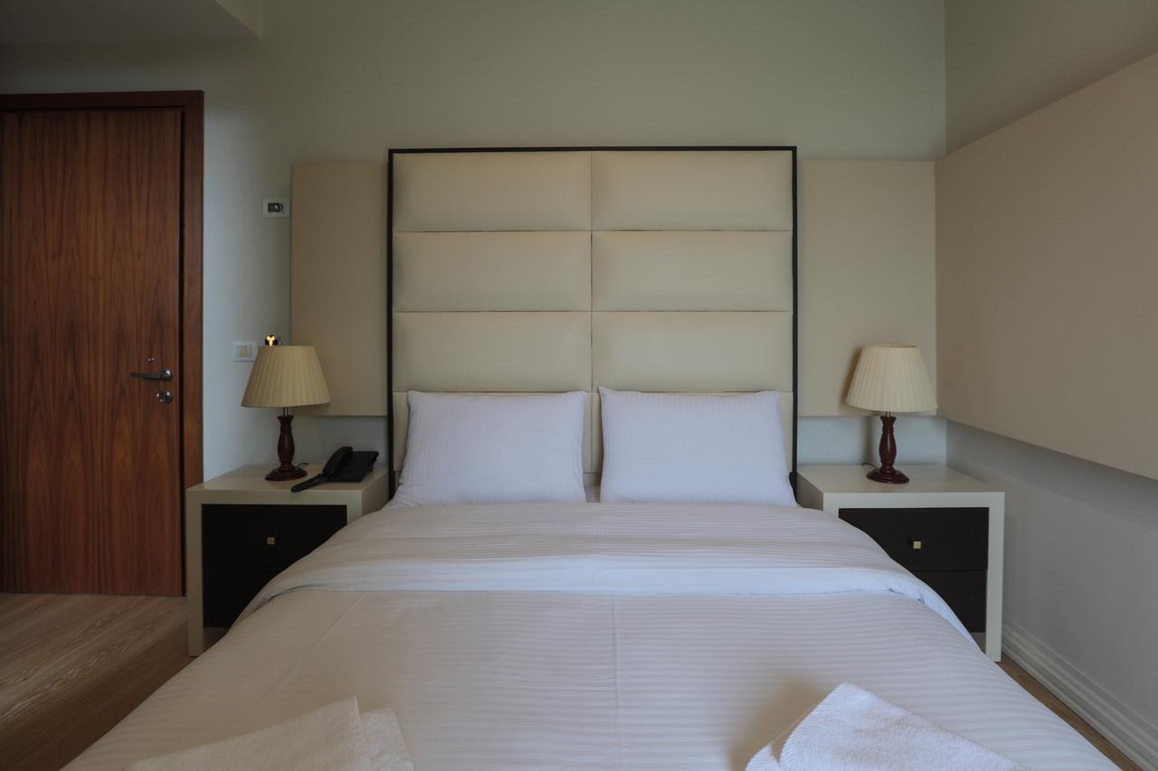 "L'Art De Vivre" Resort Korça Exteriör bild