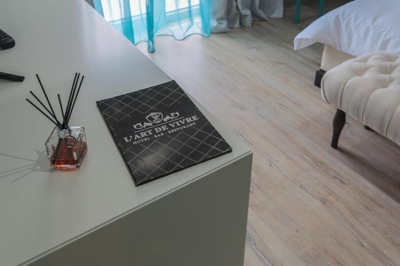 "L'Art De Vivre" Resort Korça Exteriör bild