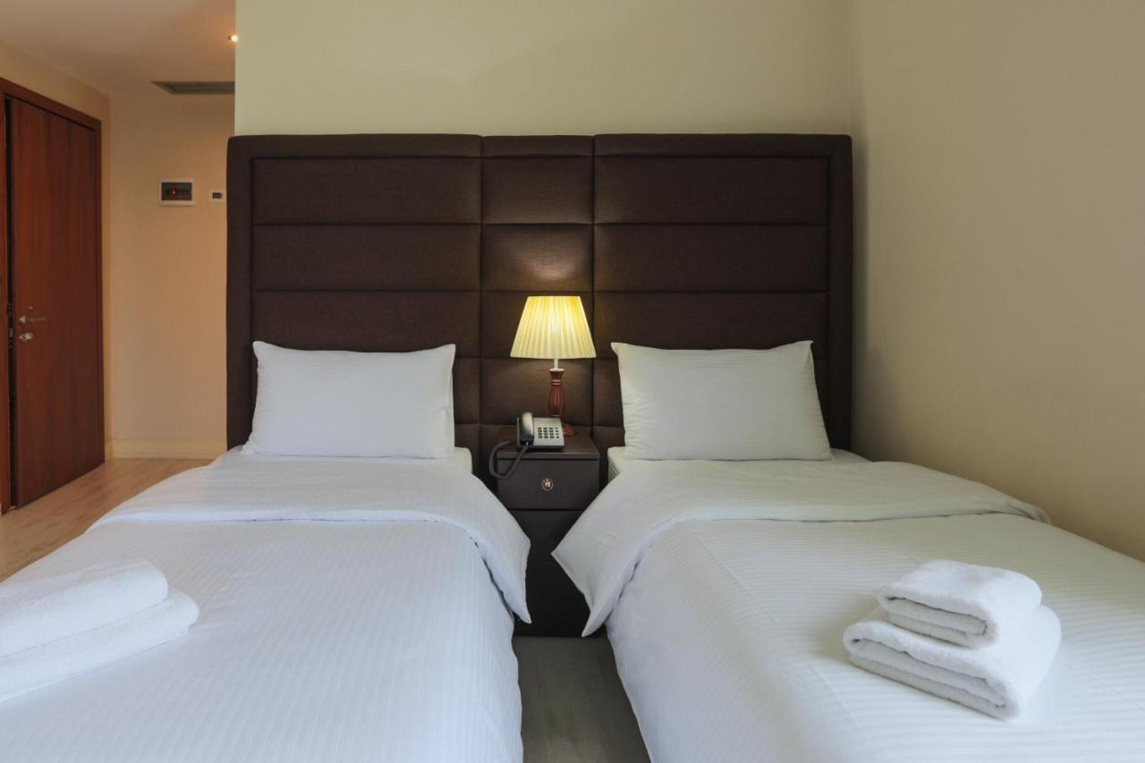 "L'Art De Vivre" Resort Korça Exteriör bild